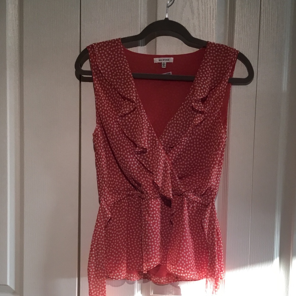 Max Studio faux wrap blouse -Coral & White dot with waist tie - Sz Small worn 1x